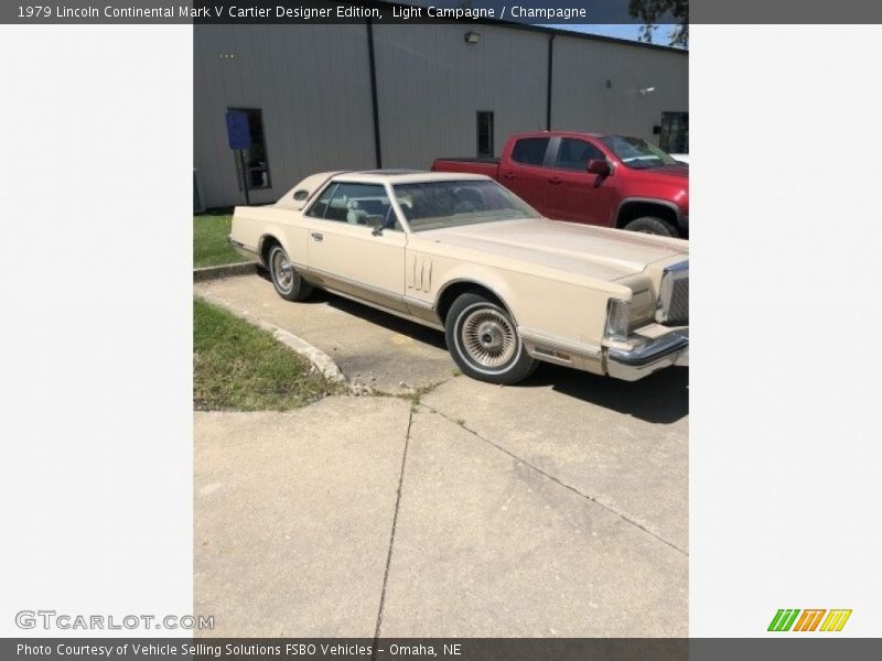 Light Campagne / Champagne 1979 Lincoln Continental Mark V Cartier Designer Edition