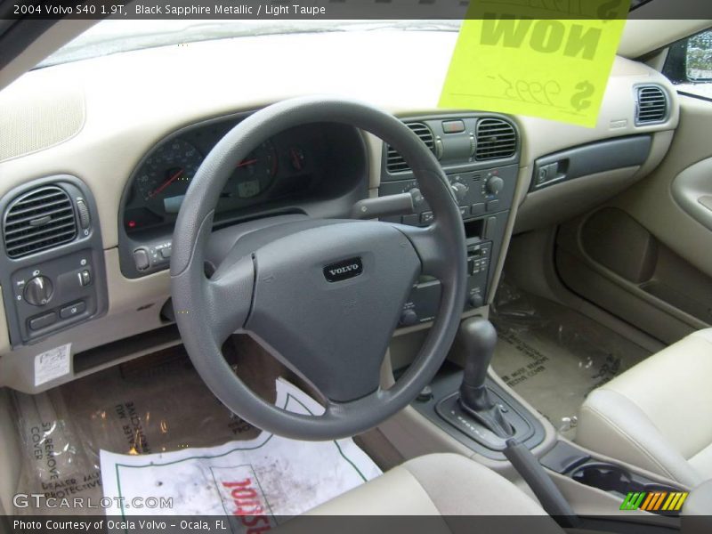 Black Sapphire Metallic / Light Taupe 2004 Volvo S40 1.9T