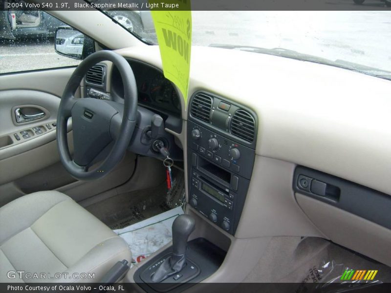 Black Sapphire Metallic / Light Taupe 2004 Volvo S40 1.9T