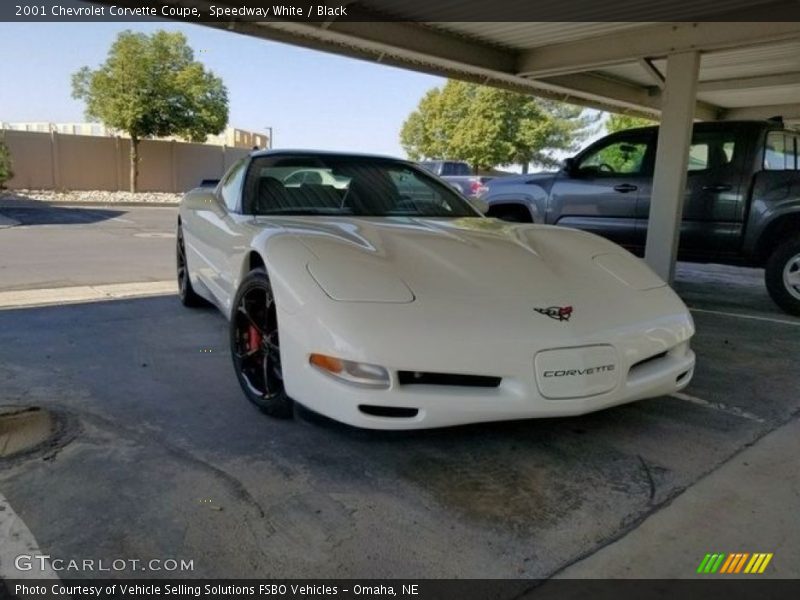 Speedway White / Black 2001 Chevrolet Corvette Coupe