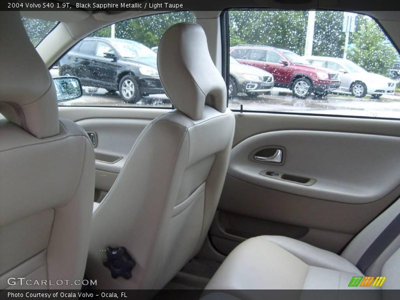Black Sapphire Metallic / Light Taupe 2004 Volvo S40 1.9T