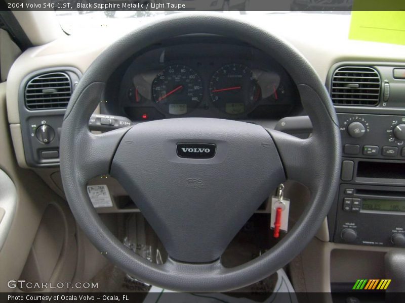 Black Sapphire Metallic / Light Taupe 2004 Volvo S40 1.9T