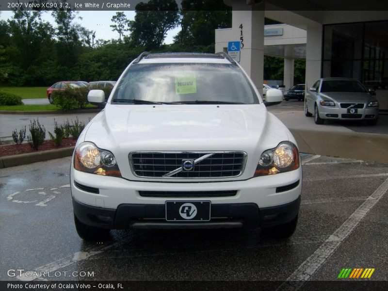 Ice White / Graphite 2007 Volvo XC90 3.2