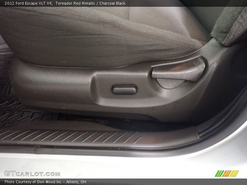 Toreador Red Metallic / Charcoal Black 2012 Ford Escape XLT V6