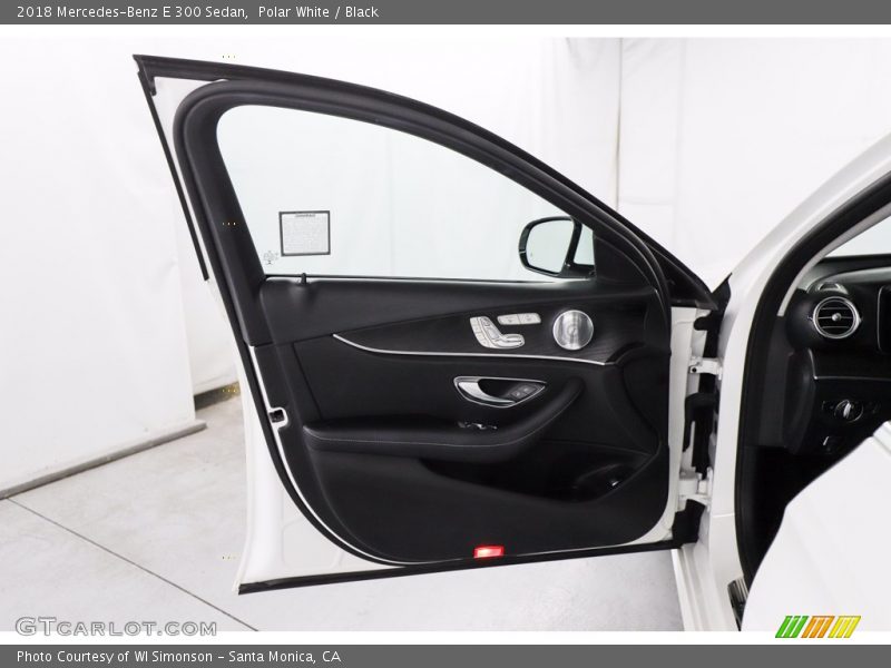 Polar White / Black 2018 Mercedes-Benz E 300 Sedan