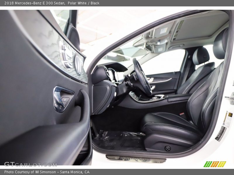 Polar White / Black 2018 Mercedes-Benz E 300 Sedan