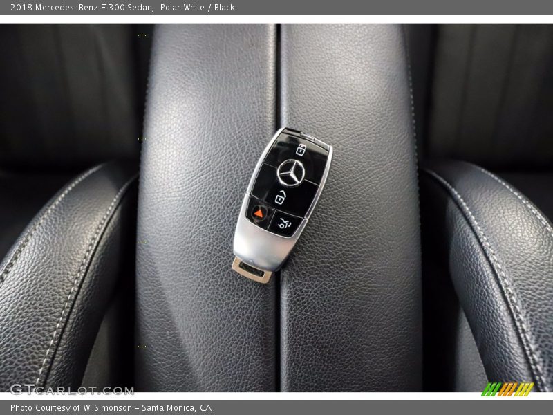 Polar White / Black 2018 Mercedes-Benz E 300 Sedan
