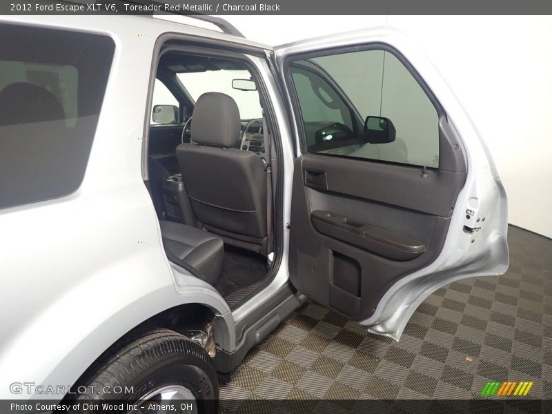 Toreador Red Metallic / Charcoal Black 2012 Ford Escape XLT V6