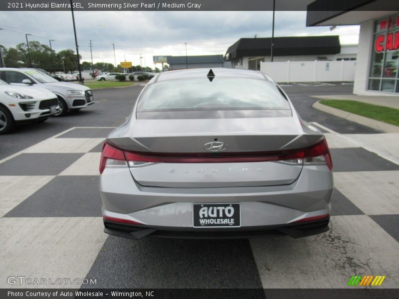 Shimmering Silver Pearl / Medium Gray 2021 Hyundai Elantra SEL