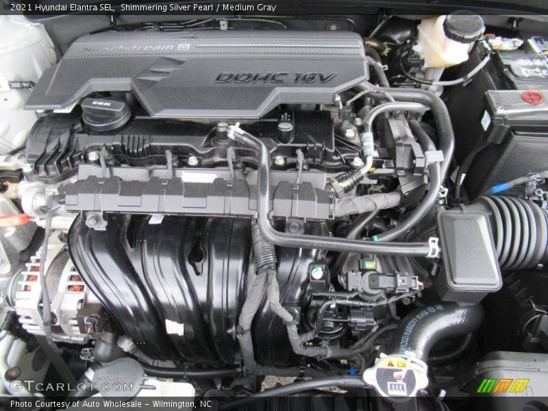 Shimmering Silver Pearl / Medium Gray 2021 Hyundai Elantra SEL