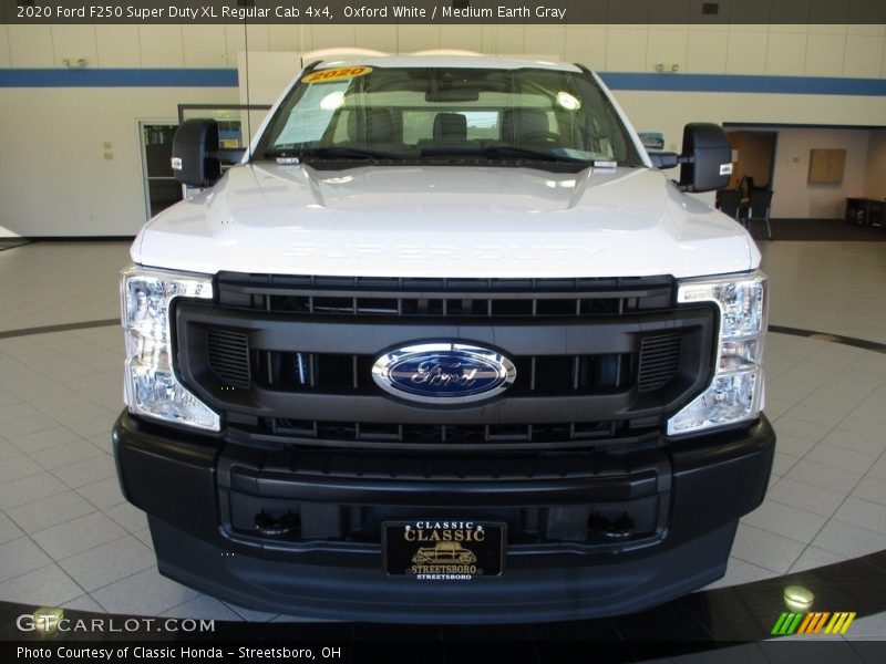 Oxford White / Medium Earth Gray 2020 Ford F250 Super Duty XL Regular Cab 4x4