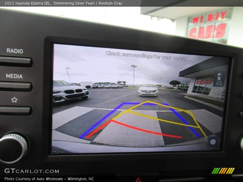 Shimmering Silver Pearl / Medium Gray 2021 Hyundai Elantra SEL