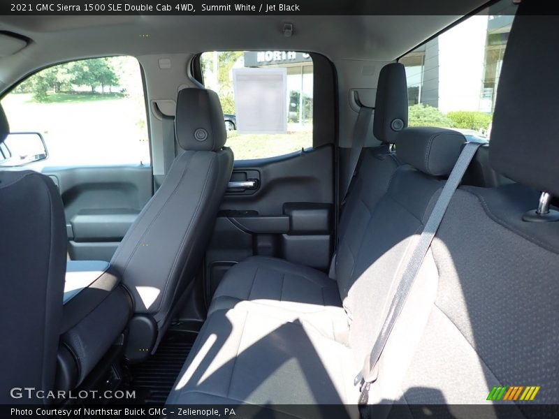 Summit White / Jet Black 2021 GMC Sierra 1500 SLE Double Cab 4WD
