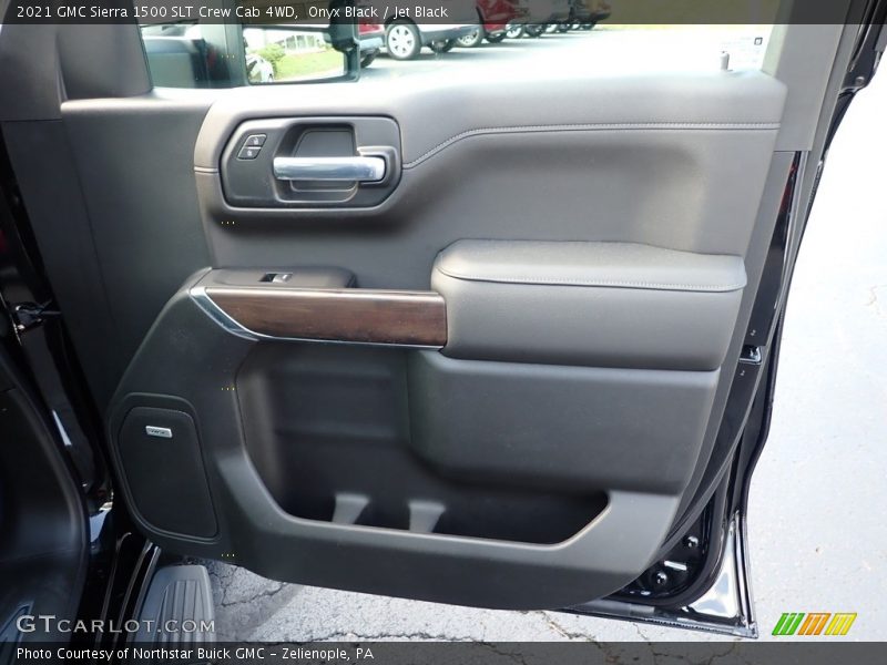 Onyx Black / Jet Black 2021 GMC Sierra 1500 SLT Crew Cab 4WD