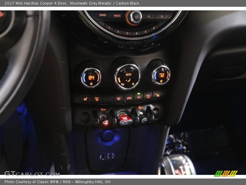 Moonwalk Grey Metallic / Carbon Black 2017 Mini Hardtop Cooper 4 Door