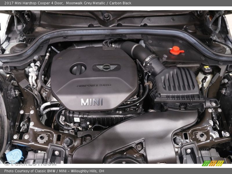 Moonwalk Grey Metallic / Carbon Black 2017 Mini Hardtop Cooper 4 Door