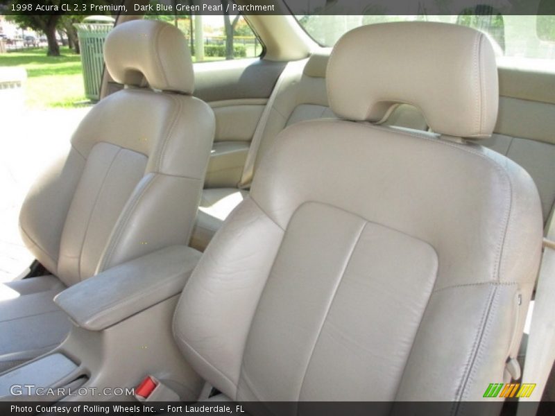 Front Seat of 1998 CL 2.3 Premium