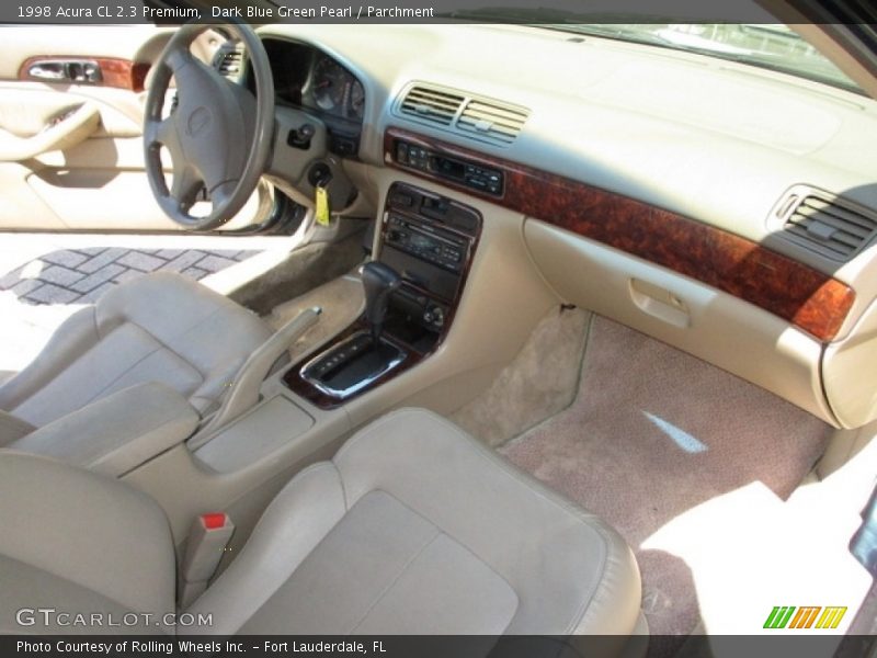 Front Seat of 1998 CL 2.3 Premium