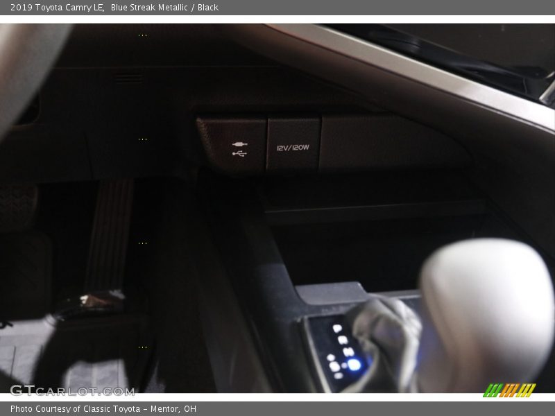 Blue Streak Metallic / Black 2019 Toyota Camry LE