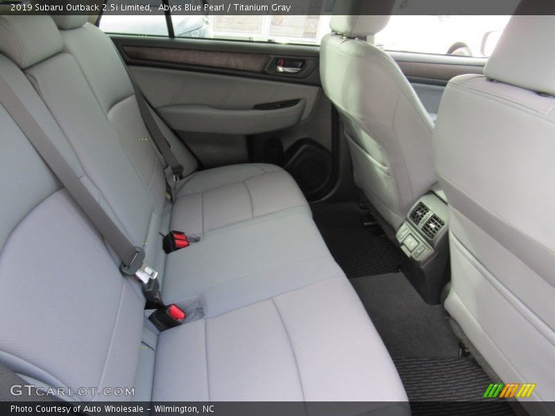 Abyss Blue Pearl / Titanium Gray 2019 Subaru Outback 2.5i Limited