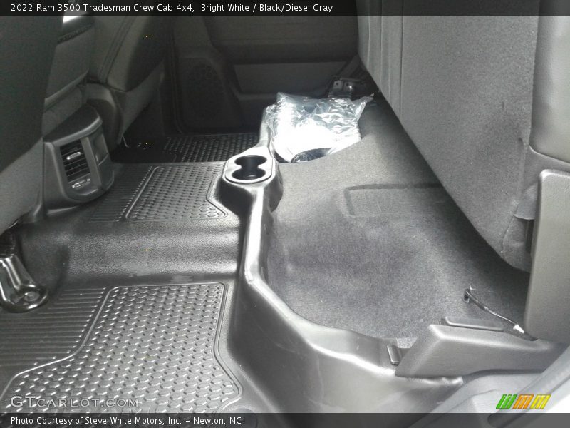 Bright White / Black/Diesel Gray 2022 Ram 3500 Tradesman Crew Cab 4x4