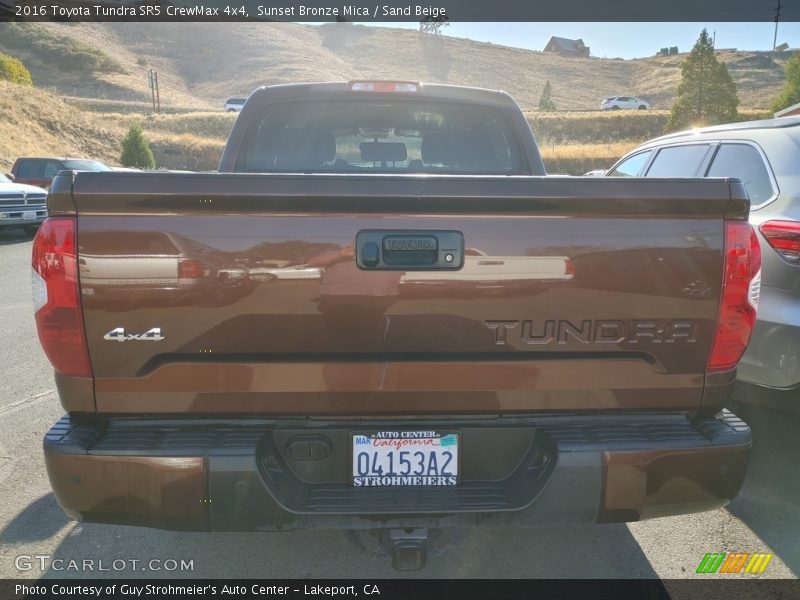 Sunset Bronze Mica / Sand Beige 2016 Toyota Tundra SR5 CrewMax 4x4