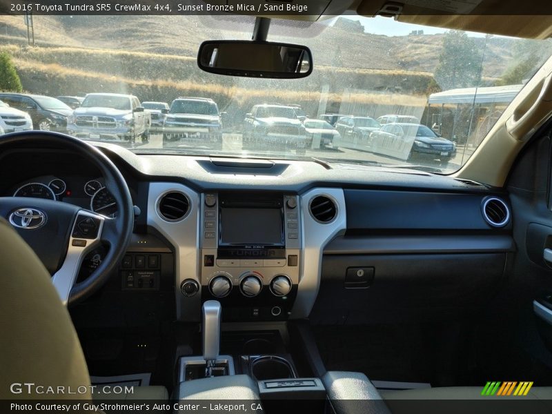 Sunset Bronze Mica / Sand Beige 2016 Toyota Tundra SR5 CrewMax 4x4
