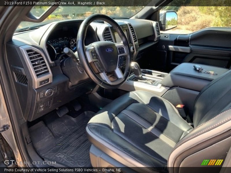 Magnetic / Black 2019 Ford F150 Platinum SuperCrew 4x4