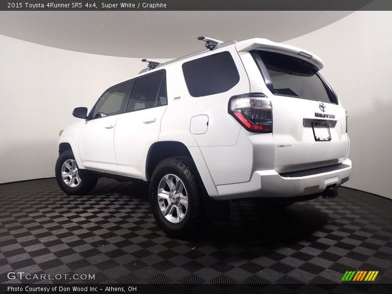 Super White / Graphite 2015 Toyota 4Runner SR5 4x4