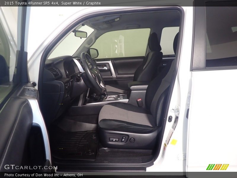 Super White / Graphite 2015 Toyota 4Runner SR5 4x4