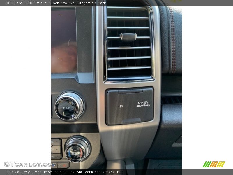 Magnetic / Black 2019 Ford F150 Platinum SuperCrew 4x4