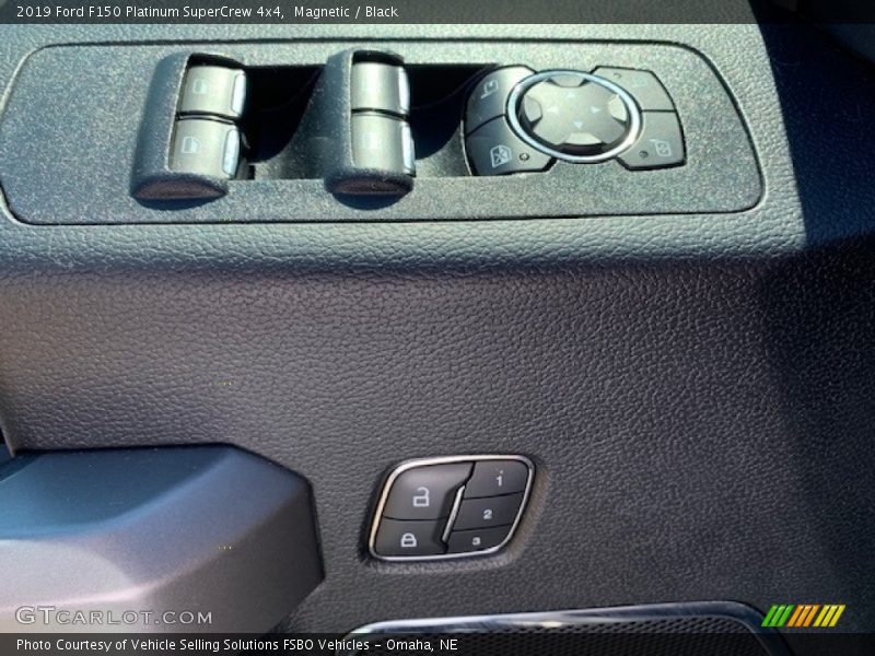 Magnetic / Black 2019 Ford F150 Platinum SuperCrew 4x4