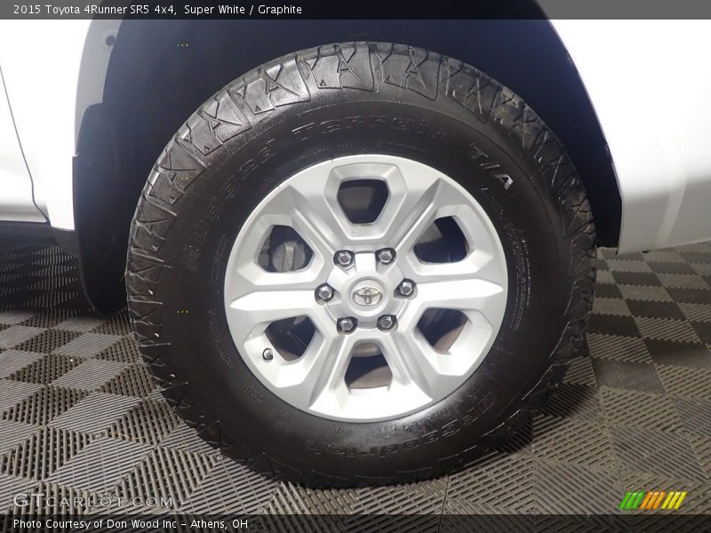 Super White / Graphite 2015 Toyota 4Runner SR5 4x4