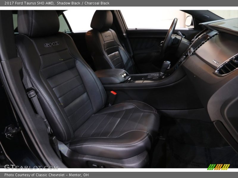 Shadow Black / Charcoal Black 2017 Ford Taurus SHO AWD