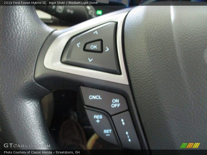 Ingot Silver / Medium Light Stone 2019 Ford Fusion Hybrid SE