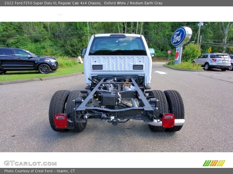 Oxford White / Medium Earth Gray 2022 Ford F350 Super Duty XL Regular Cab 4x4 Chassis