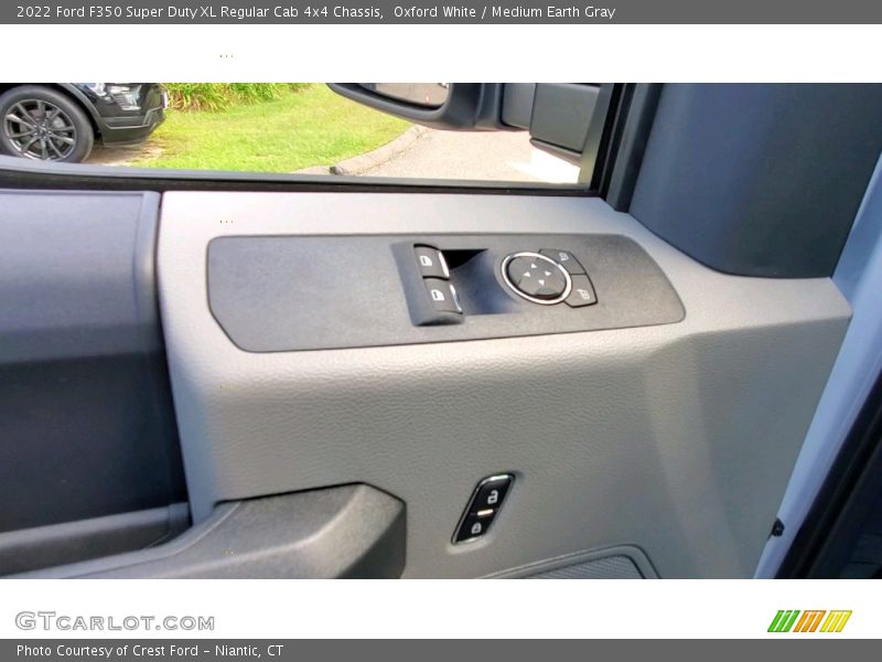 Oxford White / Medium Earth Gray 2022 Ford F350 Super Duty XL Regular Cab 4x4 Chassis