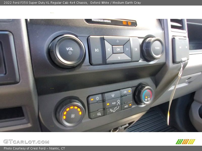 Oxford White / Medium Earth Gray 2022 Ford F350 Super Duty XL Regular Cab 4x4 Chassis