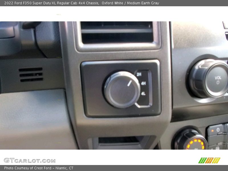 Oxford White / Medium Earth Gray 2022 Ford F350 Super Duty XL Regular Cab 4x4 Chassis