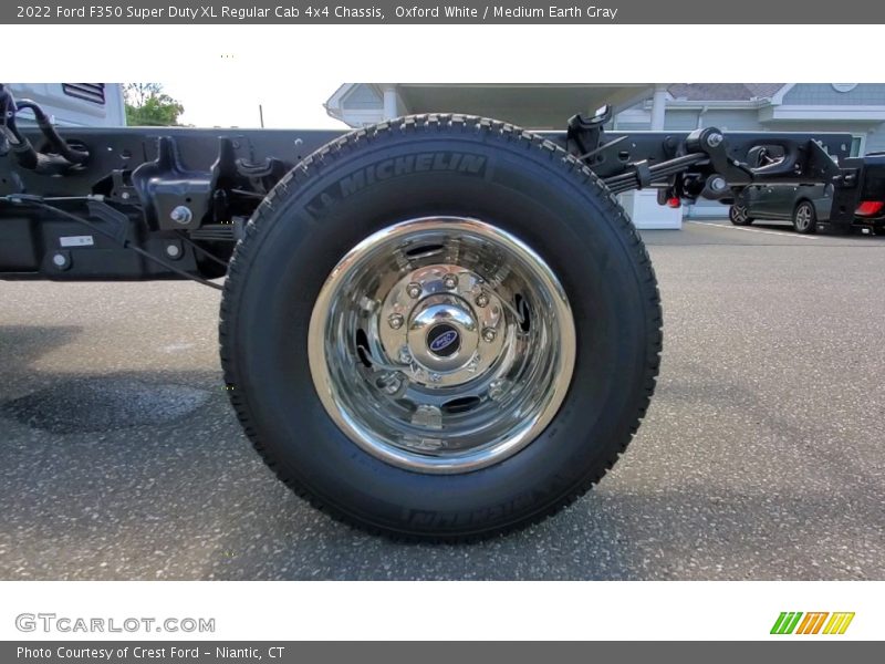 Oxford White / Medium Earth Gray 2022 Ford F350 Super Duty XL Regular Cab 4x4 Chassis