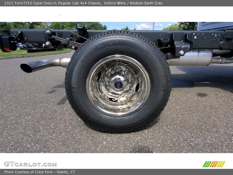 Oxford White / Medium Earth Gray 2022 Ford F350 Super Duty XL Regular Cab 4x4 Chassis
