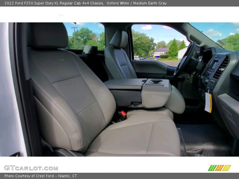 Oxford White / Medium Earth Gray 2022 Ford F350 Super Duty XL Regular Cab 4x4 Chassis