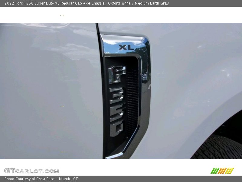 Oxford White / Medium Earth Gray 2022 Ford F350 Super Duty XL Regular Cab 4x4 Chassis
