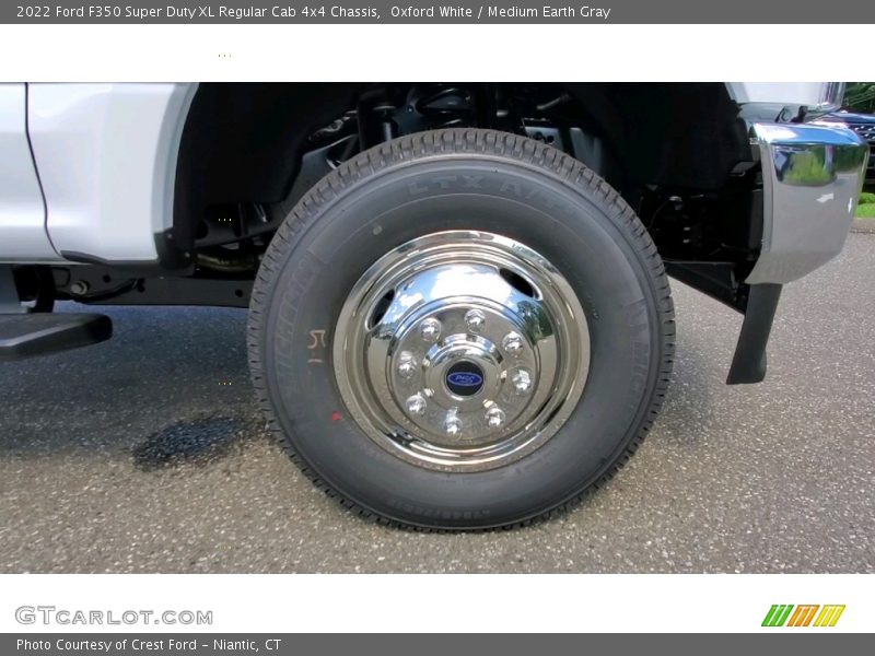 Oxford White / Medium Earth Gray 2022 Ford F350 Super Duty XL Regular Cab 4x4 Chassis