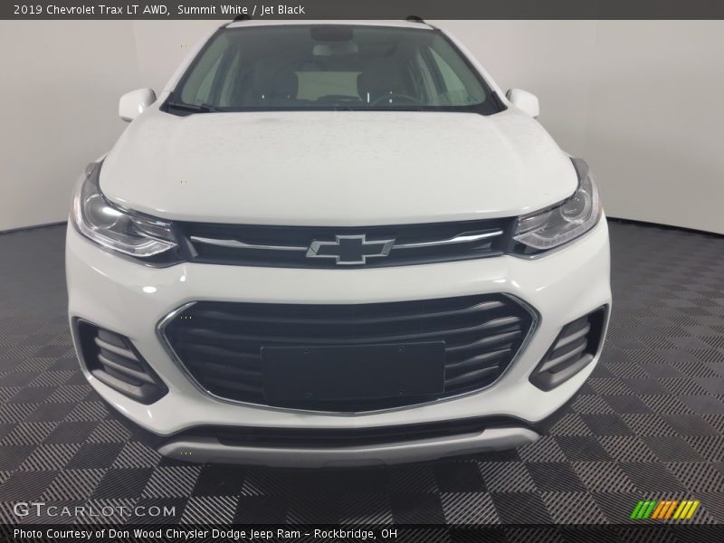 Summit White / Jet Black 2019 Chevrolet Trax LT AWD