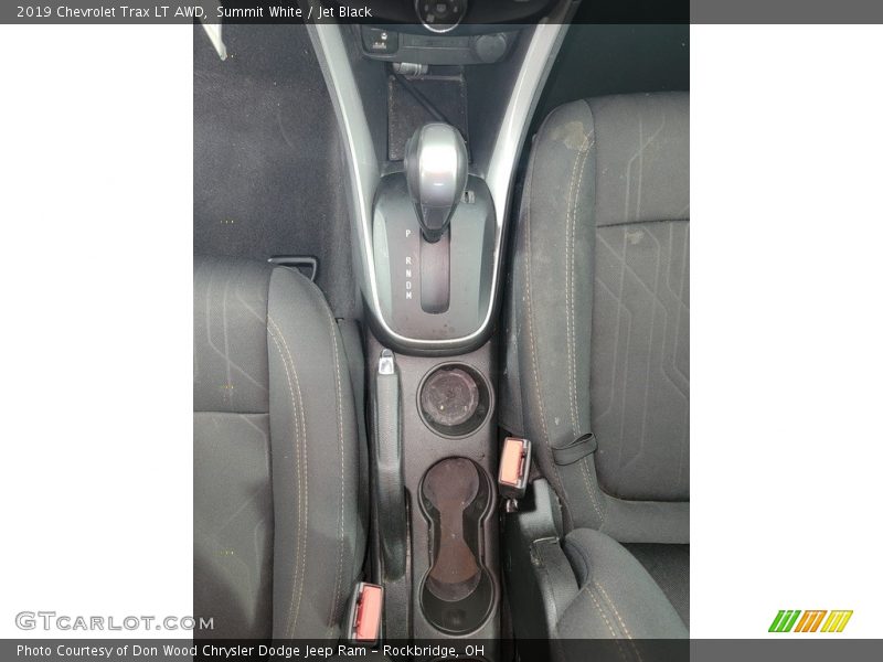 Summit White / Jet Black 2019 Chevrolet Trax LT AWD
