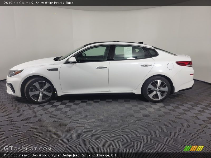 Snow White Pearl / Black 2019 Kia Optima S