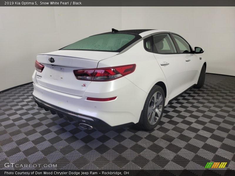 Snow White Pearl / Black 2019 Kia Optima S