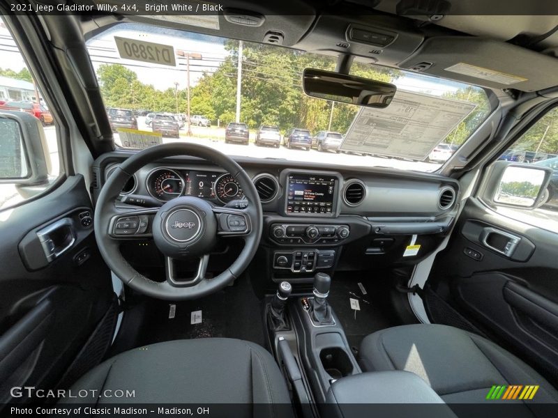 Bright White / Black 2021 Jeep Gladiator Willys 4x4