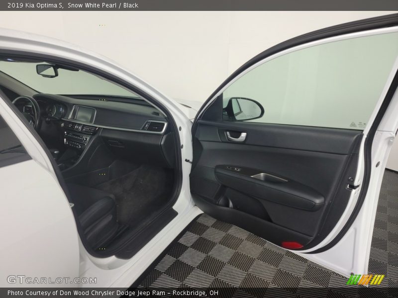 Snow White Pearl / Black 2019 Kia Optima S